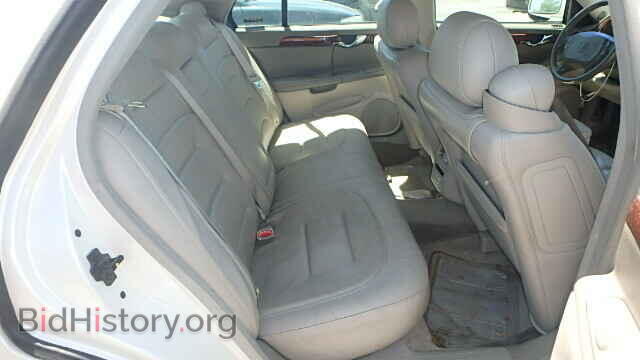 2001 CADILLAC DEVILLE - VIN: 1G6KD54Y91U218283 - Фото 6