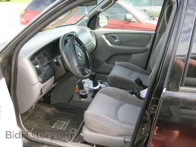 2002 MAZDA TRIBUTE - VIN: 4F2YU06B72KM25075 - Фото 3