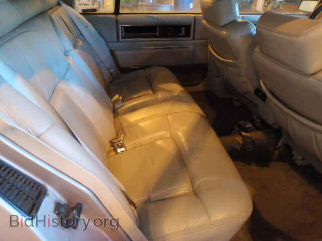 1992 CADILLAC DEVILLE - VIN: 1G6CD53B8N4213714 - Фото 6