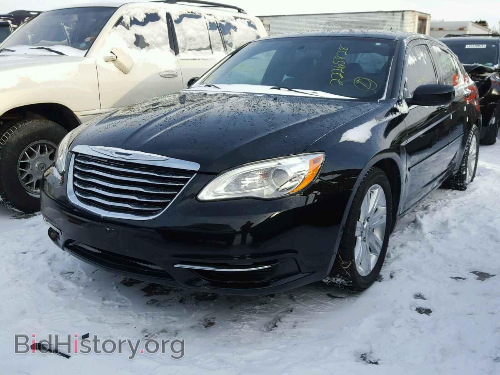 2011 CHRYSLER 200 - VIN: 1C3BC1FB5BN615751 - Фото 2