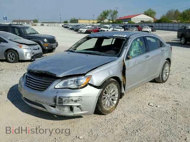 2011 CHRYSLER 200 - VIN: 1C3BC2FGXBN526761 - Фото 2