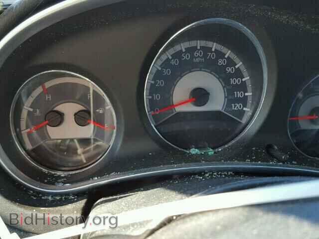 2011 CHRYSLER 200 - VIN: 1C3BC2FGXBN526761 - Фото 8