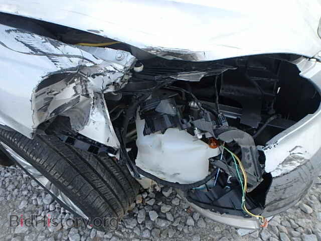 2011 CHRYSLER 200 - VIN: 1C3BC2FGXBN526761 - Фото 9