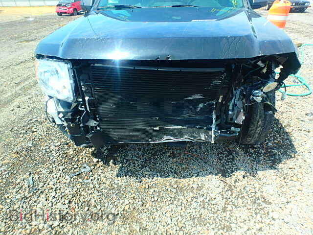 2011 FORD ESCAPE - VIN: 1FMCU0DG5BKC08595 - Photo 9