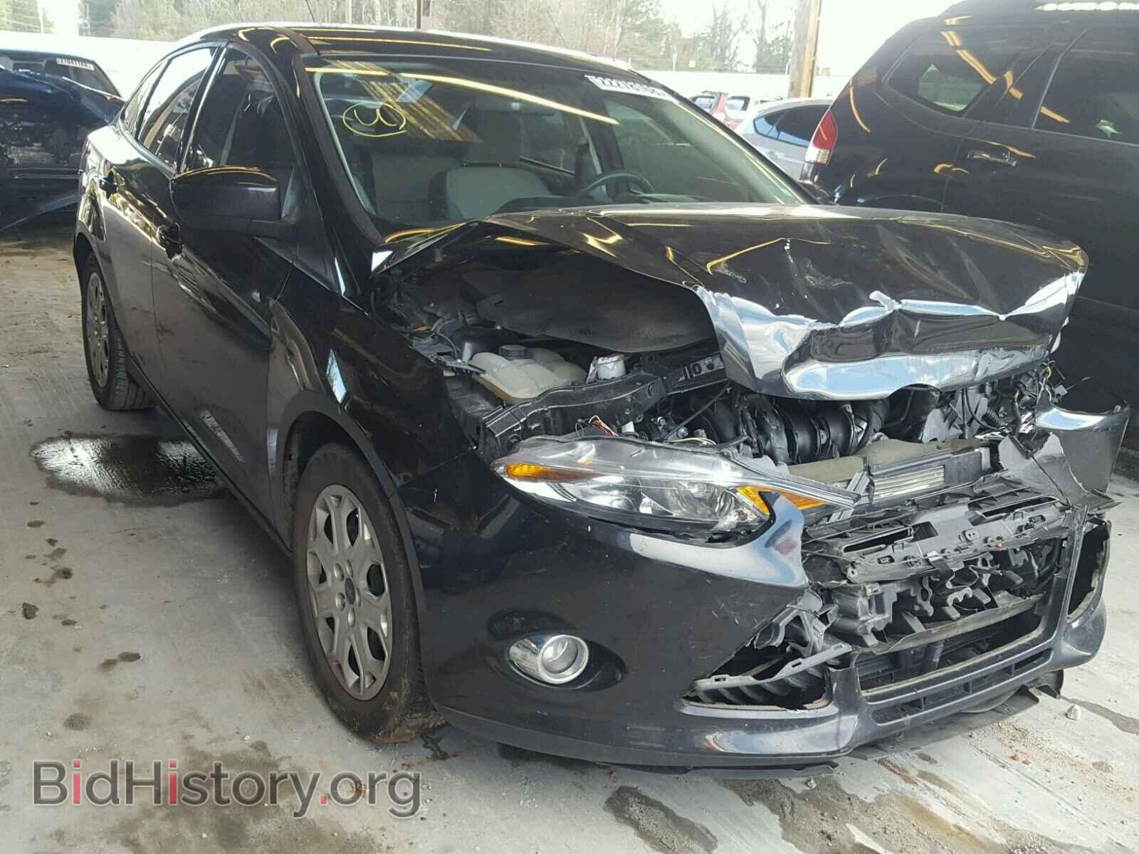 Photo 1FAHP3F21CL444960 - FORD FOCUS 2012