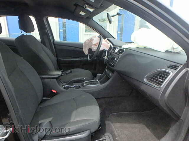 2012 CHRYSLER 200 - VIN: 1C3CCBAB1CN104735 - Фото 5