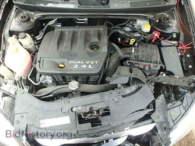 2012 CHRYSLER 200 - VIN: 1C3CCBAB1CN104735 - Фото 7