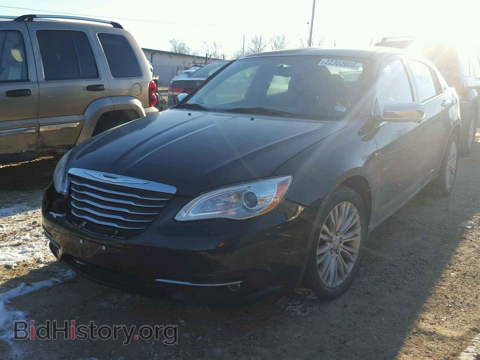 2012 CHRYSLER 200 - VIN: 1C3CCBCGXCN140688 - Фото 2