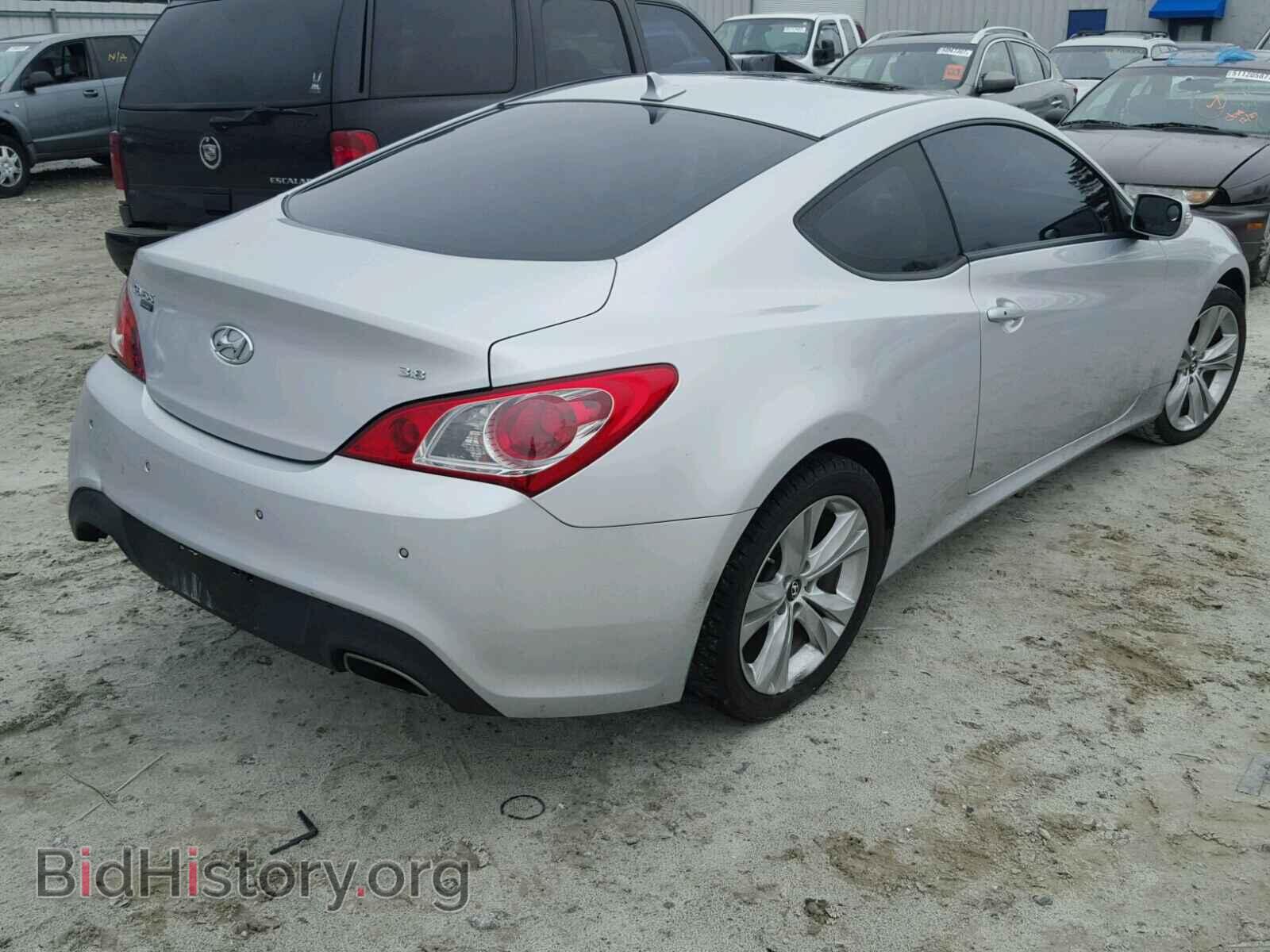 2011 HYUNDAI GENESIS - VIN: KMHHU6KH2BU046093 - Фото 4