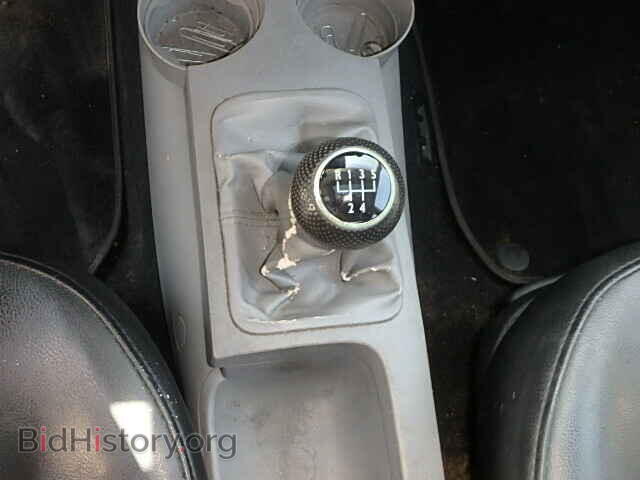 2000 VOLKSWAGEN BEETLE - VIN: 3VWCC21C8YM469528 - Фото 9