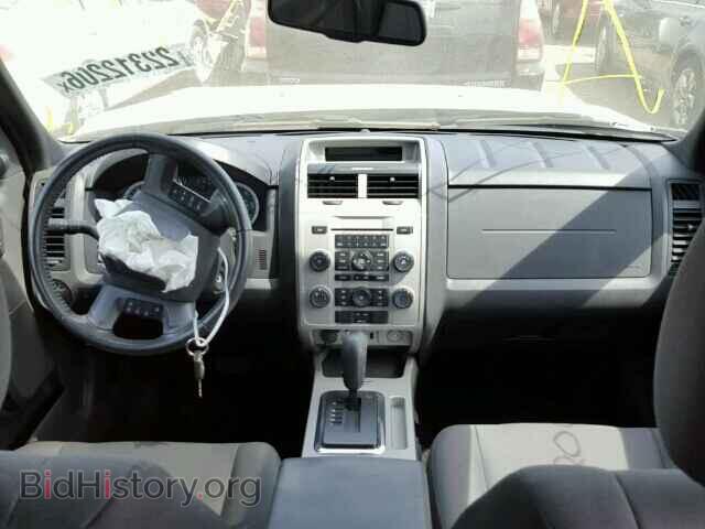 2011 FORD ESCAPE - VIN: 1FMCU0D77BKB97177 - Фото 9