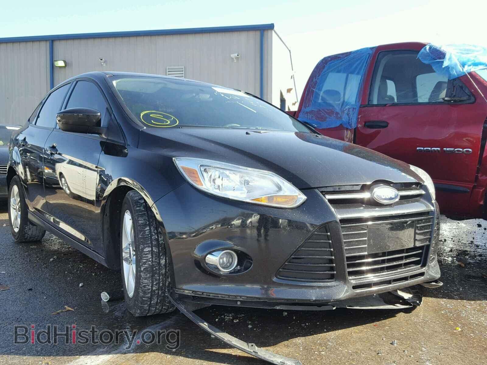 Photo 1FAHP3F29CL443975 - FORD FOCUS 2012