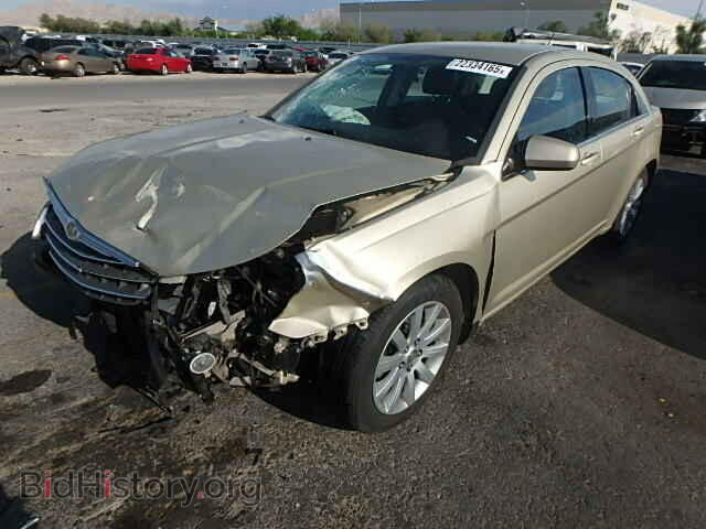 2010 CHRYSLER SEBRING - VIN: 1C3CC5FB8AN220117 - Фото 2