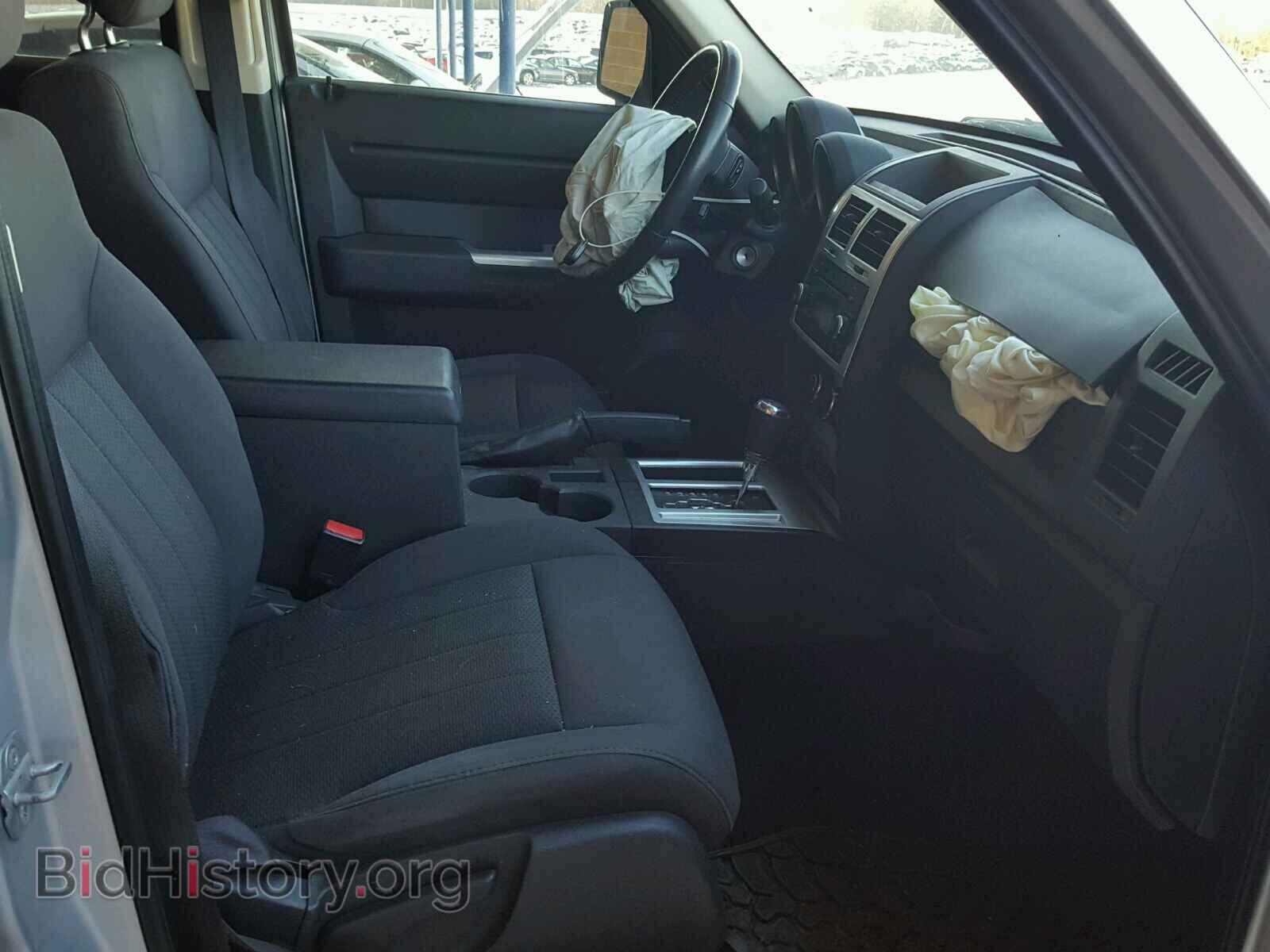 2011 DODGE NITRO - VIN: 1D4PT5GK8BW544260 - Photo 5