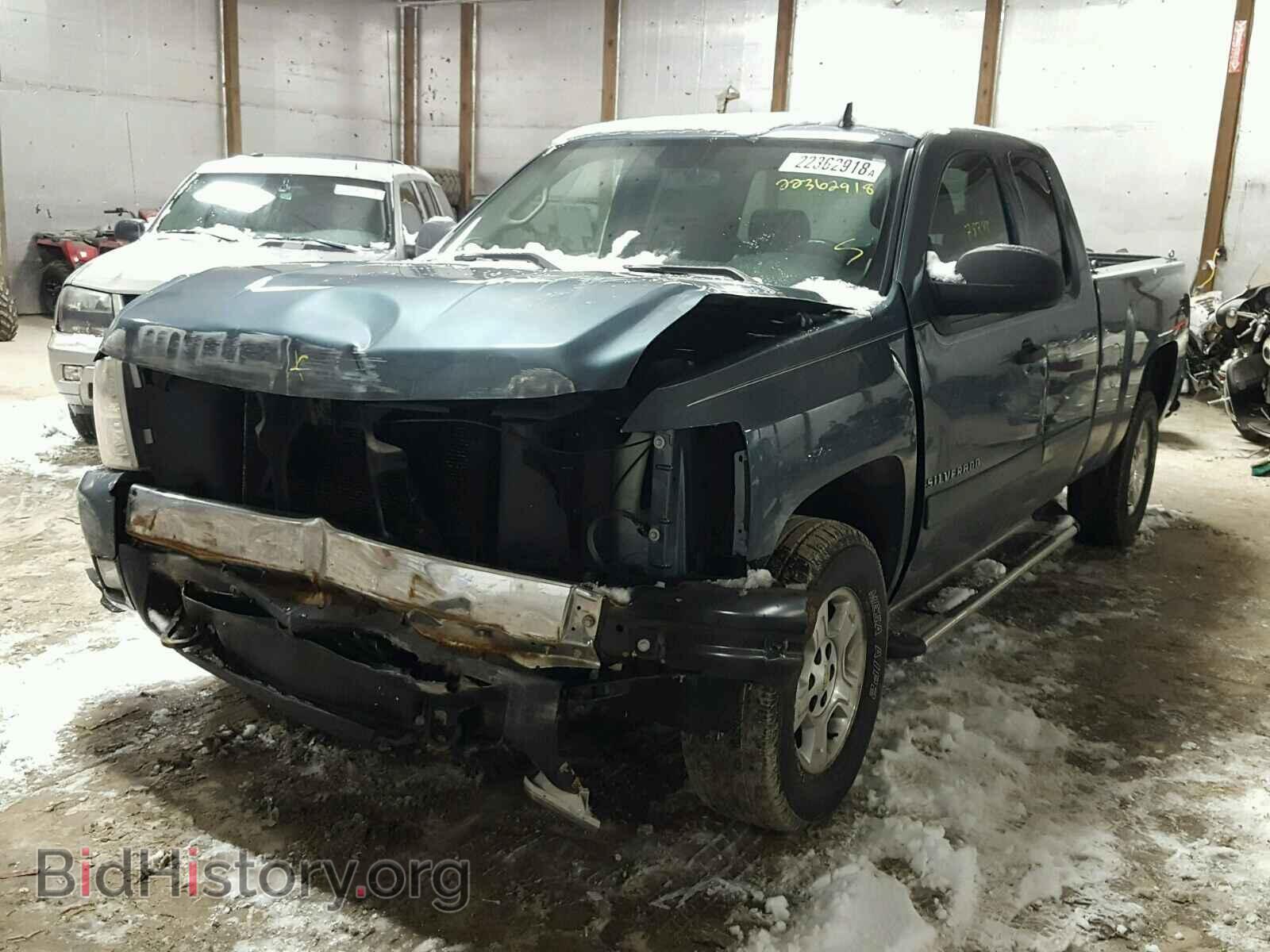 2007 CHEVROLET SILVERADO - VIN: 2GCEC19C271589616 - Photo 2