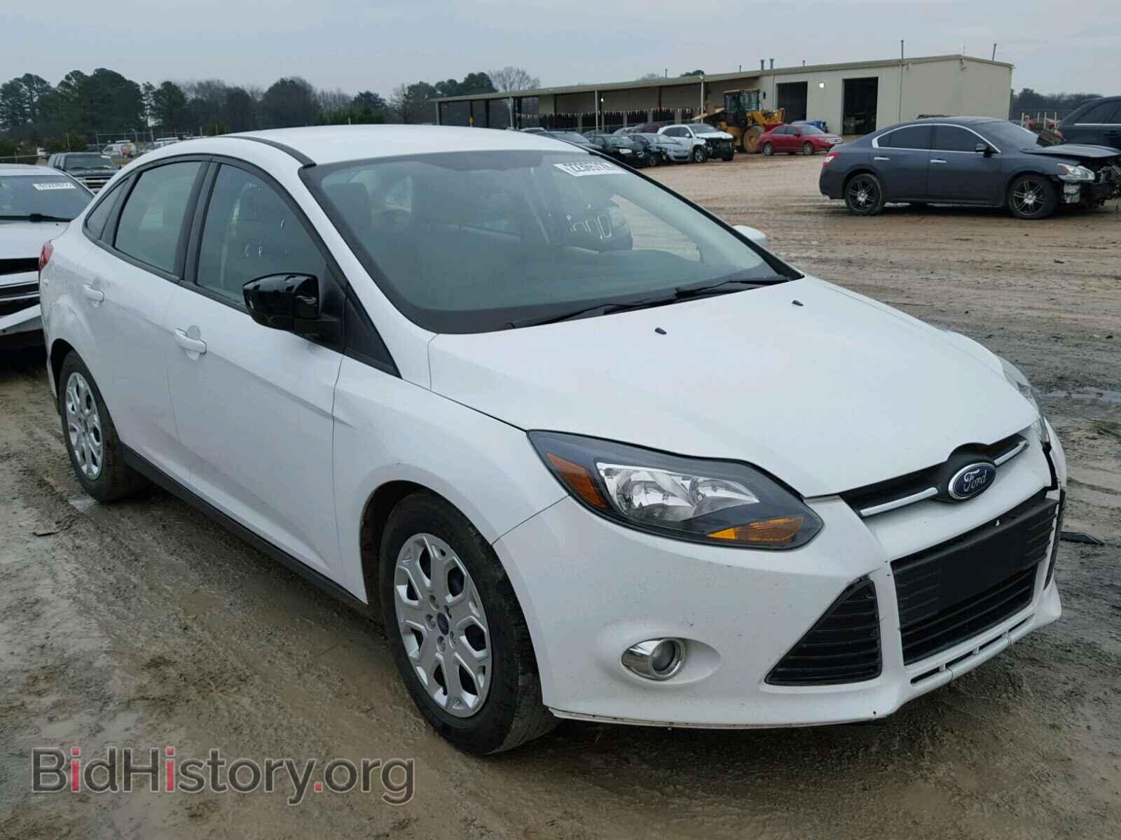 Photo 1FAHP3F27CL111775 - FORD FOCUS 2012