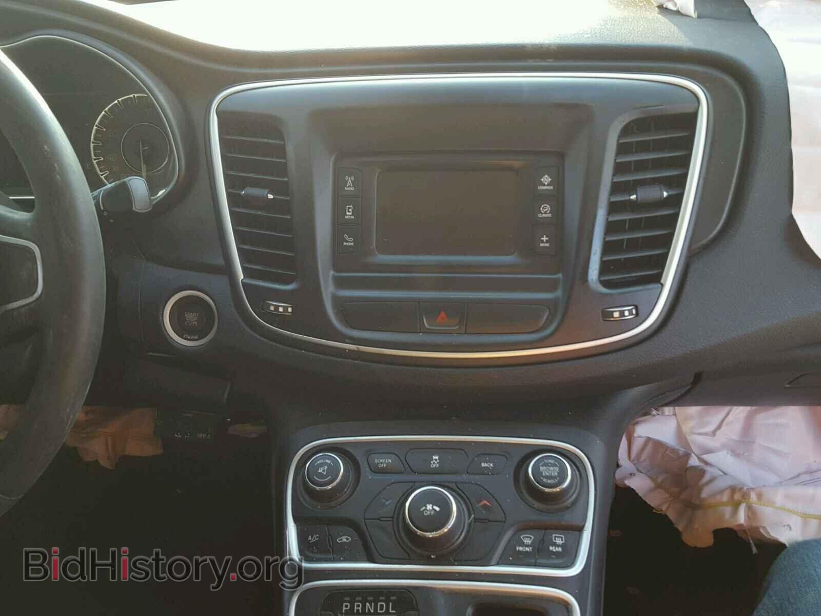 2015 CHRYSLER 200 - VIN: 1C3CCCAB6FN602343 - Фото 9