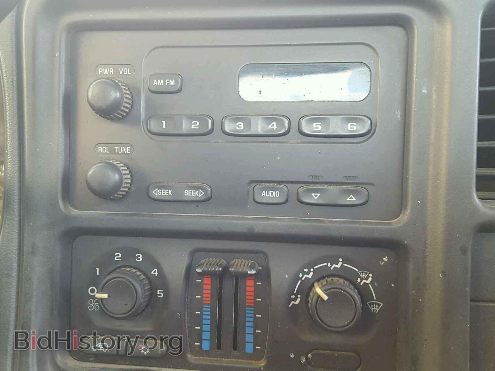 2003 GMC SIERRA - VIN: 1GTHC24U83E332777 - Фото 9