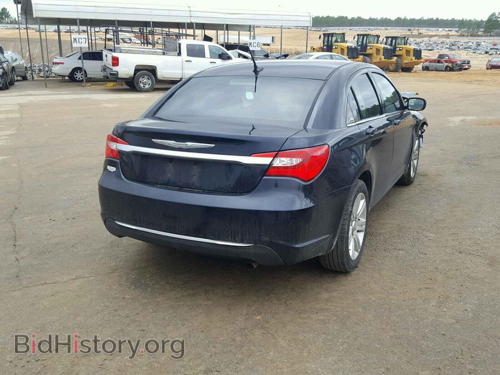 2011 CHRYSLER 200 - VIN: 1C3BC1FB3BN576741 - Фото 4