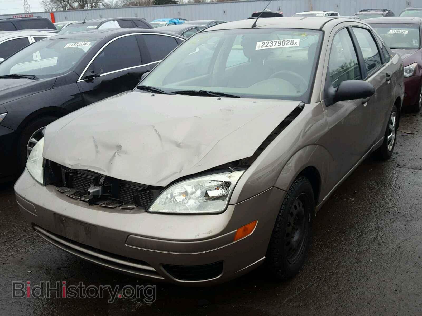 2005 FORD FOCUS - VIN: 1FAFP34N75W306054 - Фото 2
