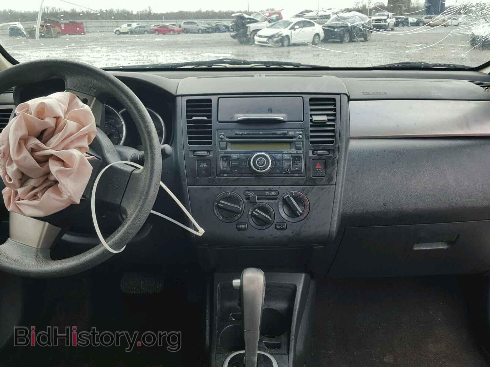 2011 NISSAN VERSA - VIN: 3N1BC1APXBL411948 - Photo 9