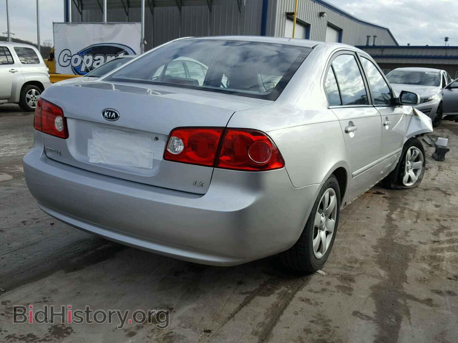 2008 KIA OPTIMA - VIN: KNAGE123585207153 - Фото 4