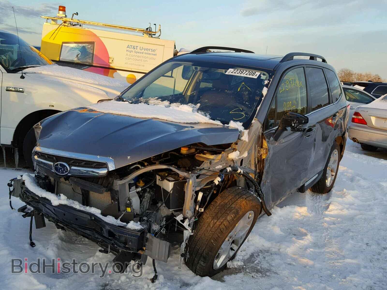 2017 SUBARU FORESTER - VIN: JF2SJAWC1HH803010 - Фото 2