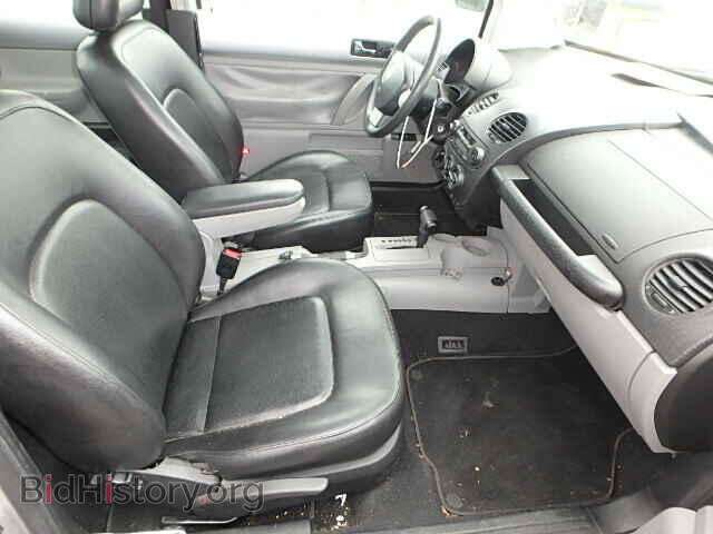 2000 VOLKSWAGEN BEETLE - VIN: 3VWCA21C3YM415611 - Фото 5