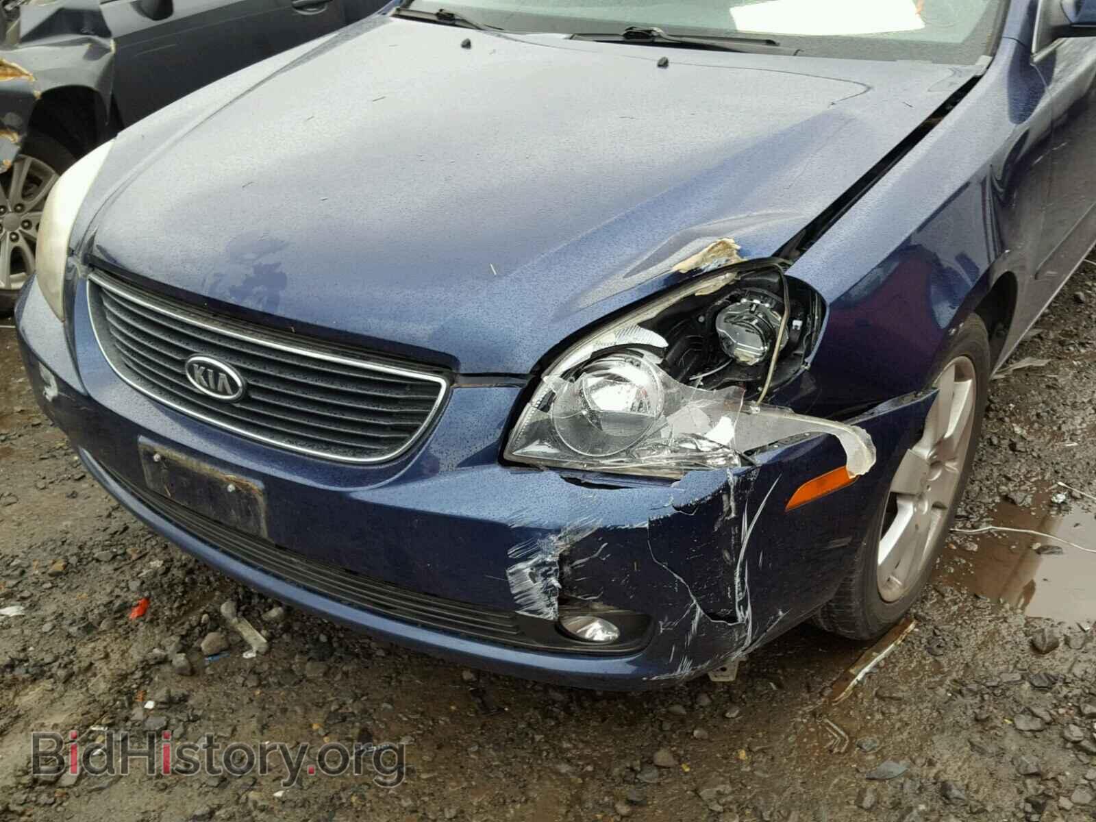 2007 KIA OPTIMA - VIN: KNAGE124X75122848 - Фото 9