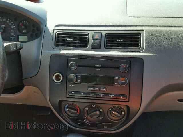 2005 FORD FOCUS - VIN: 1FAFP34N75W294164 - Фото 9