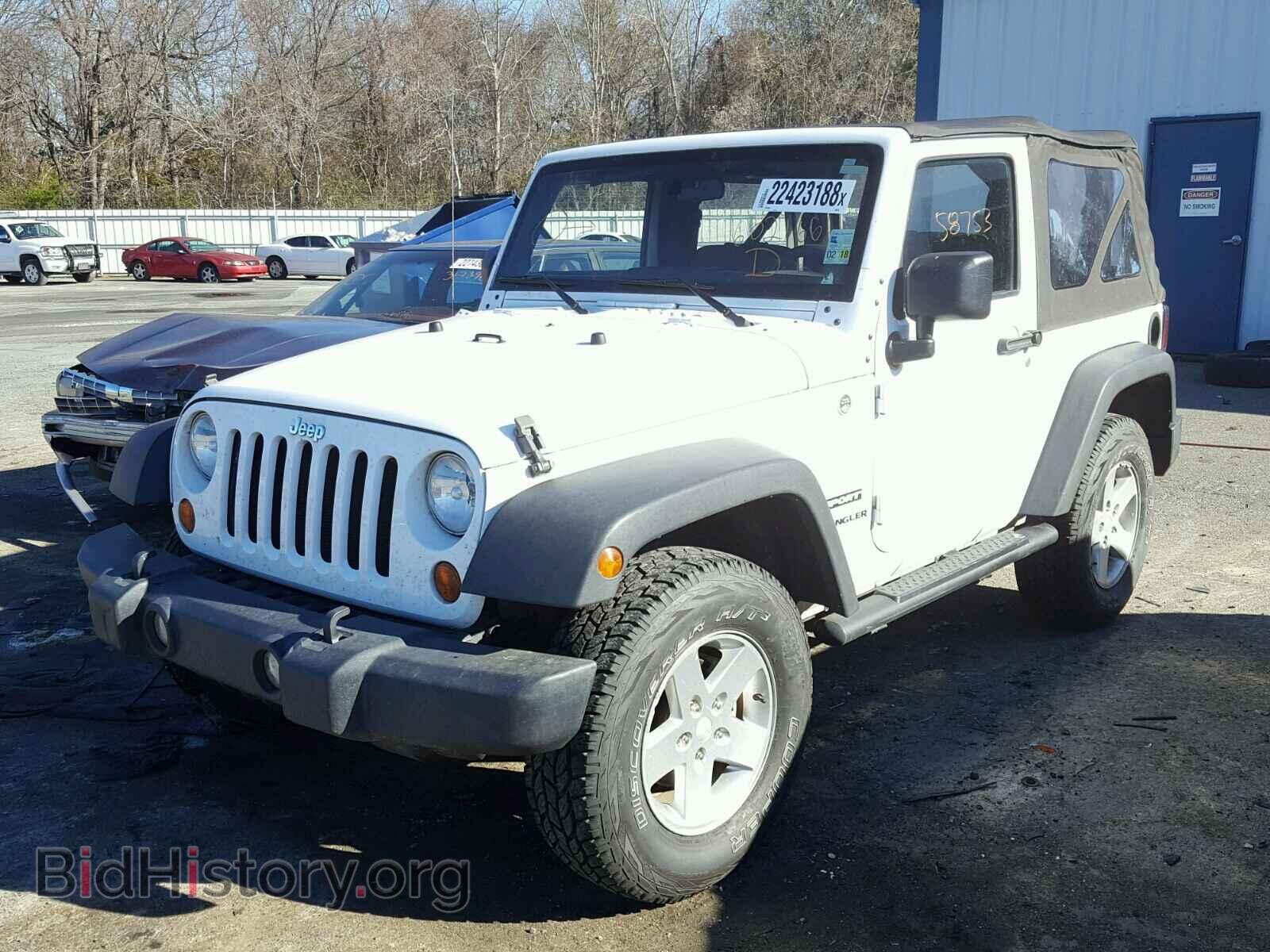 2011 JEEP WRANGLER - VIN: 1J4AA2D12BL602166 - Фото 2
