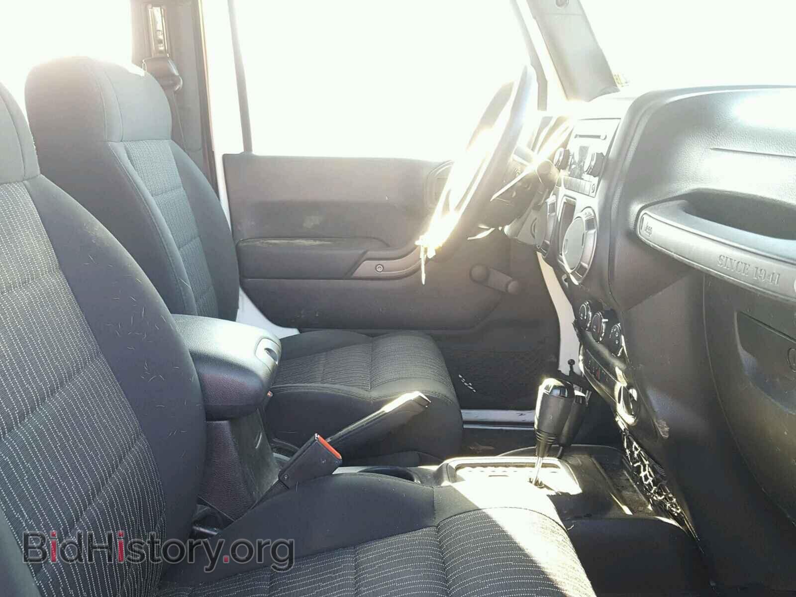 2011 JEEP WRANGLER - VIN: 1J4AA2D12BL602166 - Фото 5