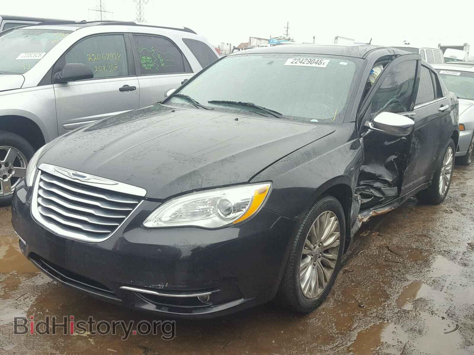 2012 CHRYSLER 200 - VIN: 1C3CCBCG9CN121422 - Фото 2