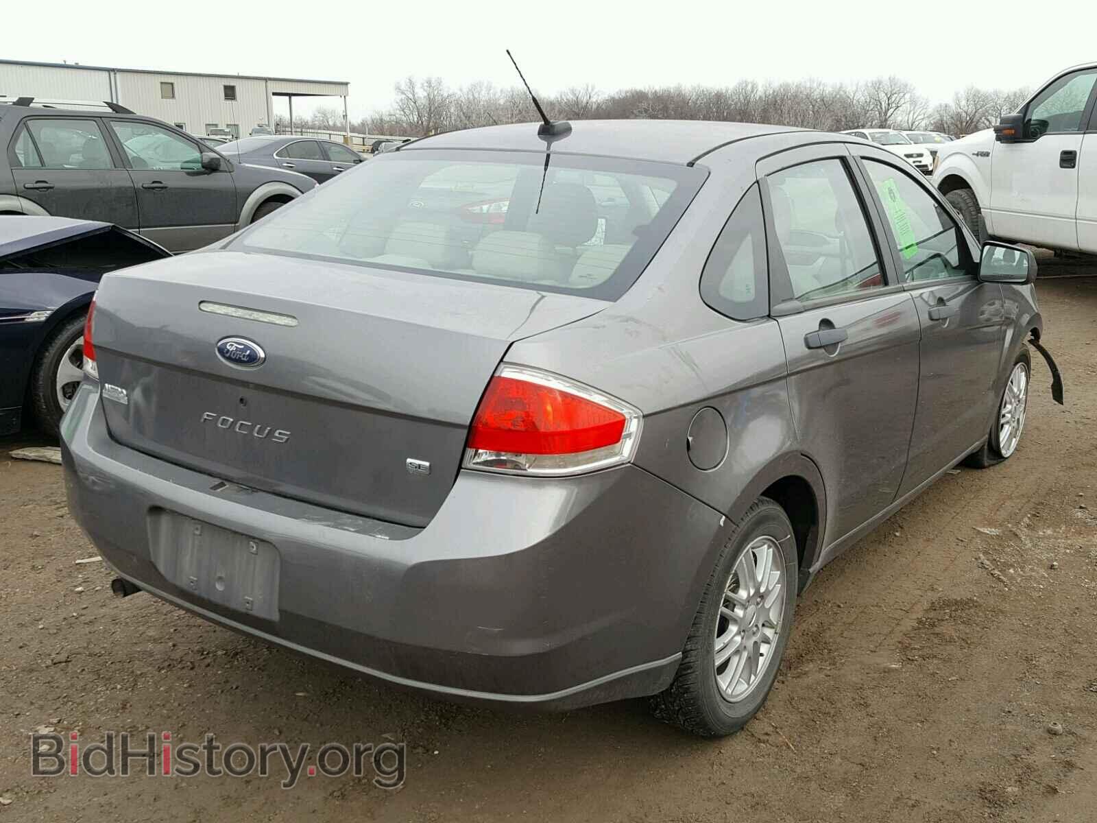 2009 FORD FOCUS - VIN: 1FAHP35N49W129069 - Photo 4