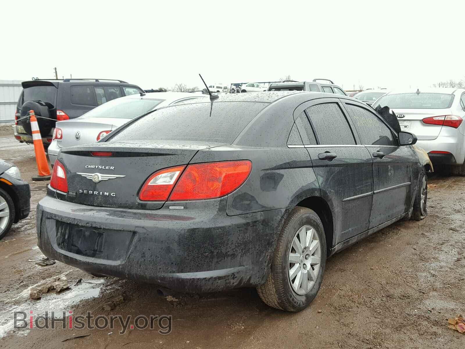 2010 CHRYSLER SEBRING - VIN: 1C3CC4FB5AN153969 - Фото 4