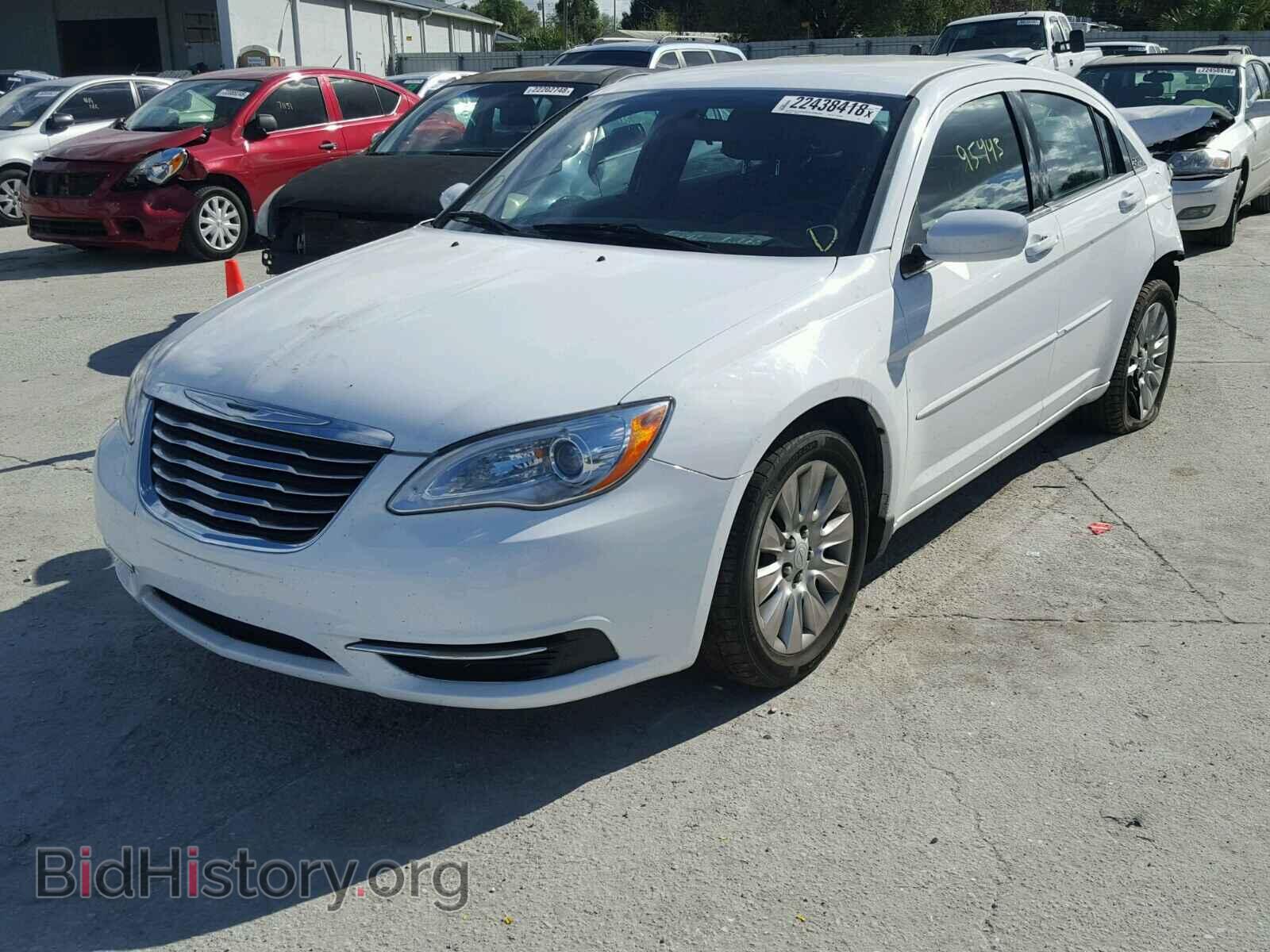 2012 CHRYSLER 200 - VIN: 1C3CCBAB4CN273275 - Фото 2