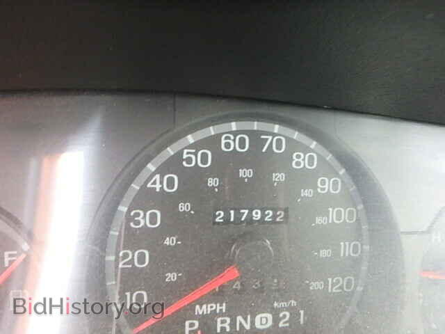 2002 FORD CROWN VIC - VIN: 2FDFP70992X138548 - Фото 8