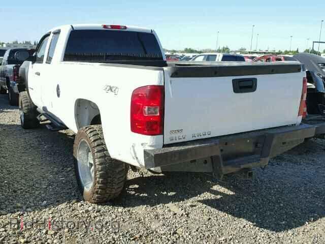 2009 CHEVROLET SILVERADO - VIN: 1GCEK290X9E164807 - Фото 3