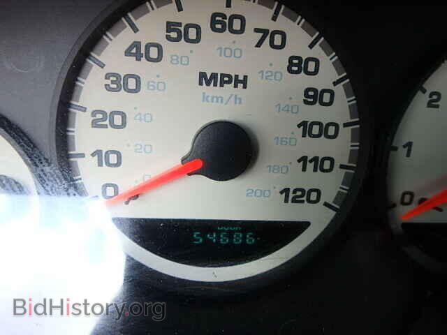 2000 DODGE NEON - VIN: 1B3ES46C3YD757702 - Photo 8