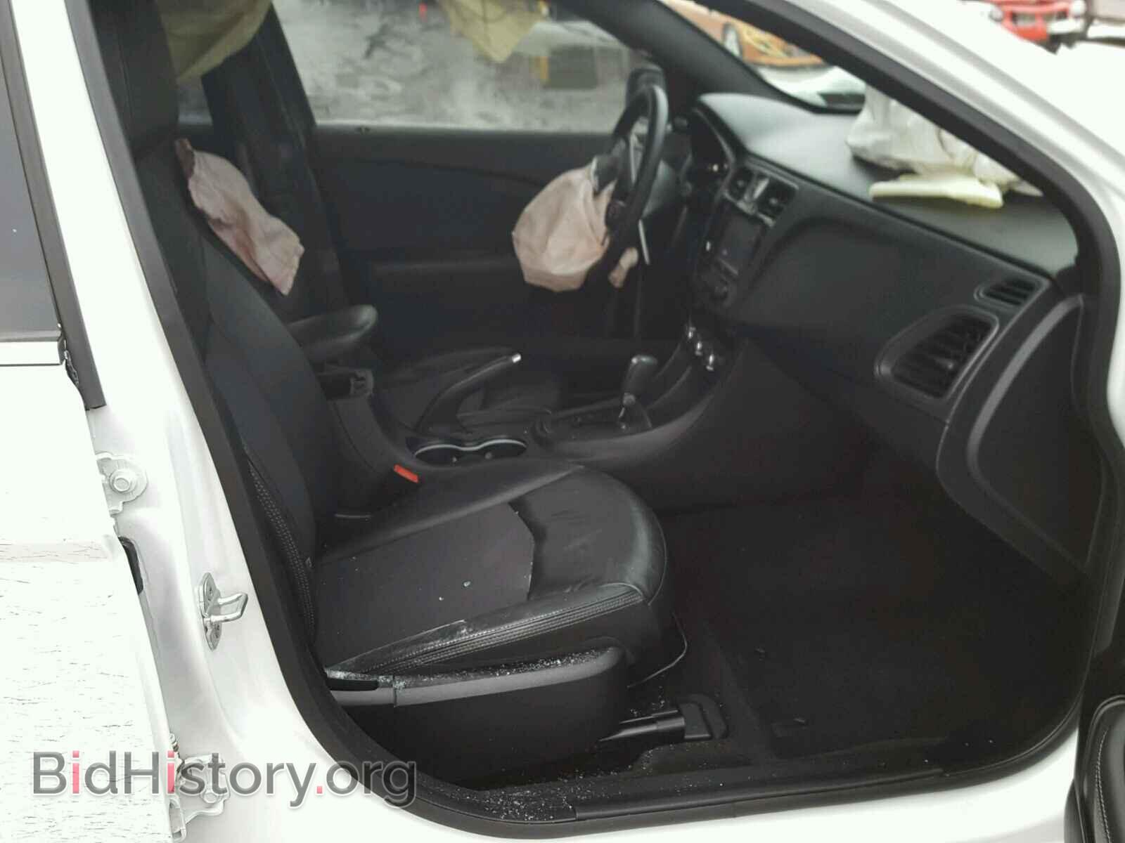 2013 CHRYSLER 200 - VIN: 1C3CCBCG1DN737570 - Photo 5