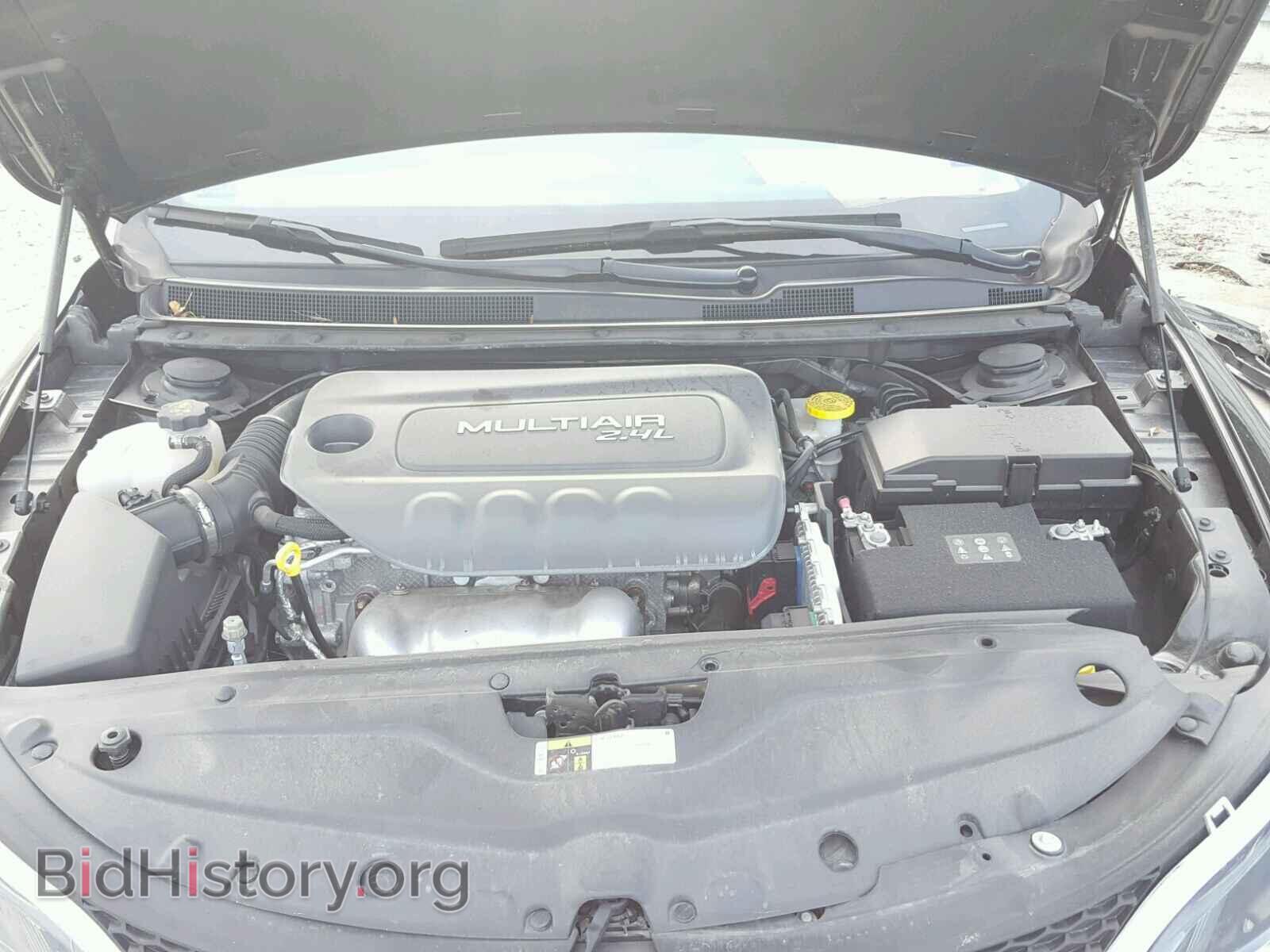2016 CHRYSLER 200 - VIN: 1C3CCCAB1GN167331 - Фото 7