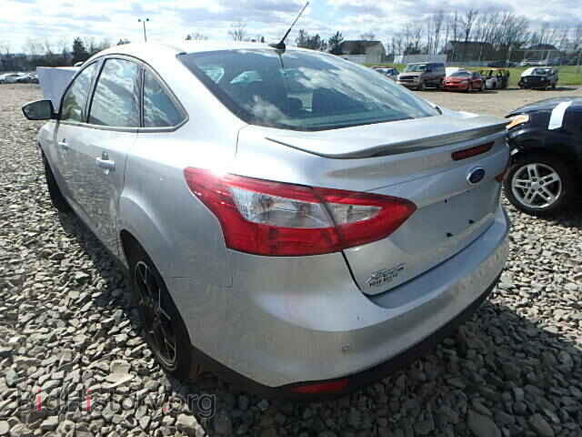 2013 FORD FOCUS - VIN: 1FADP3F22DL135725 - Фото 3