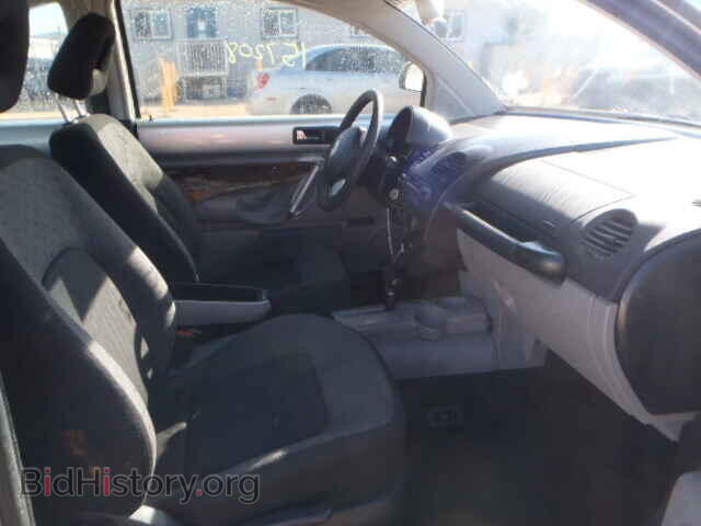 2000 VOLKSWAGEN BEETLE - VIN: 3VWCC21C6YM474002 - Фото 5