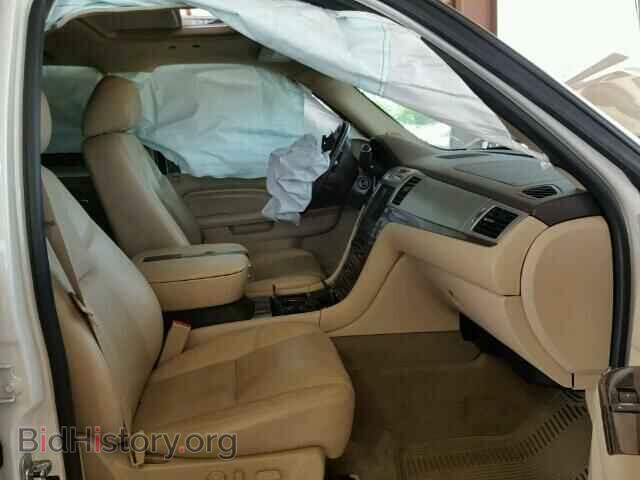 2011 CADILLAC ESCALADE - VIN: 1GYS4BEF3BR152143 - Фото 5