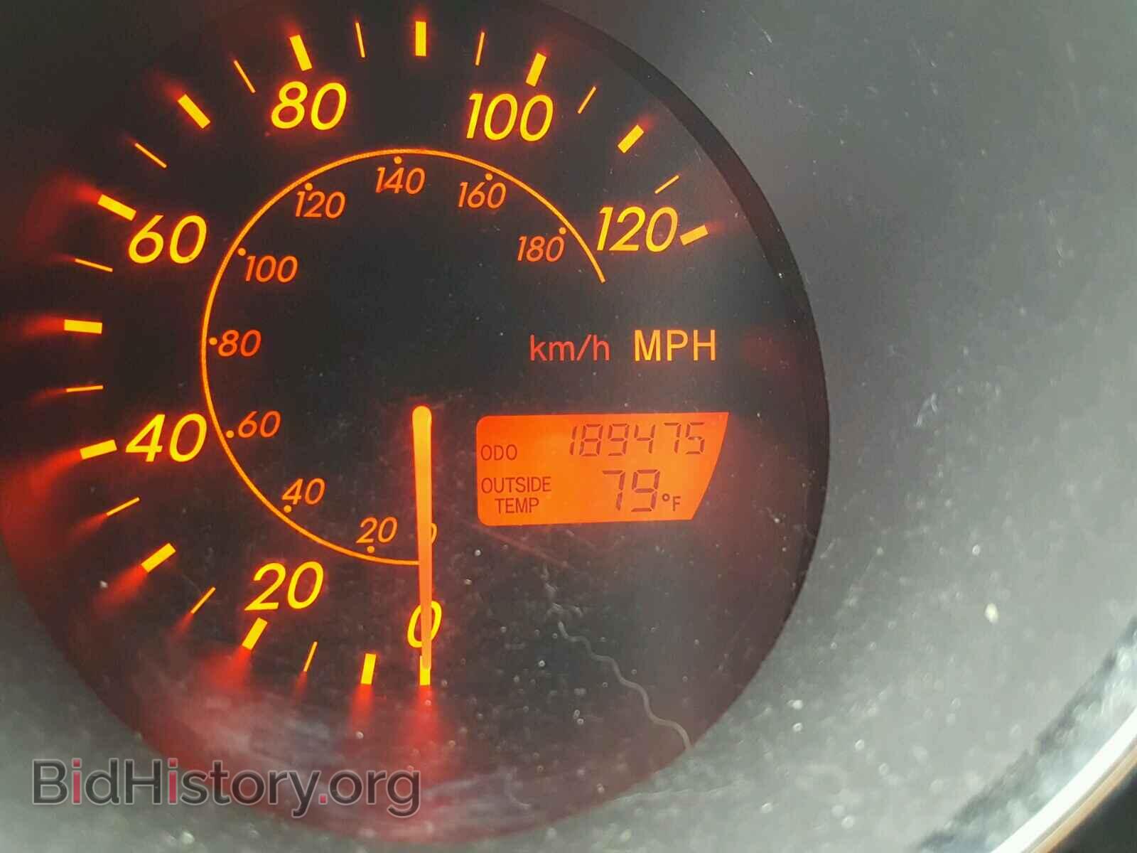2003 TOYOTA COROLLA - VIN: 2T1KR38E23C084705 - Фото 8