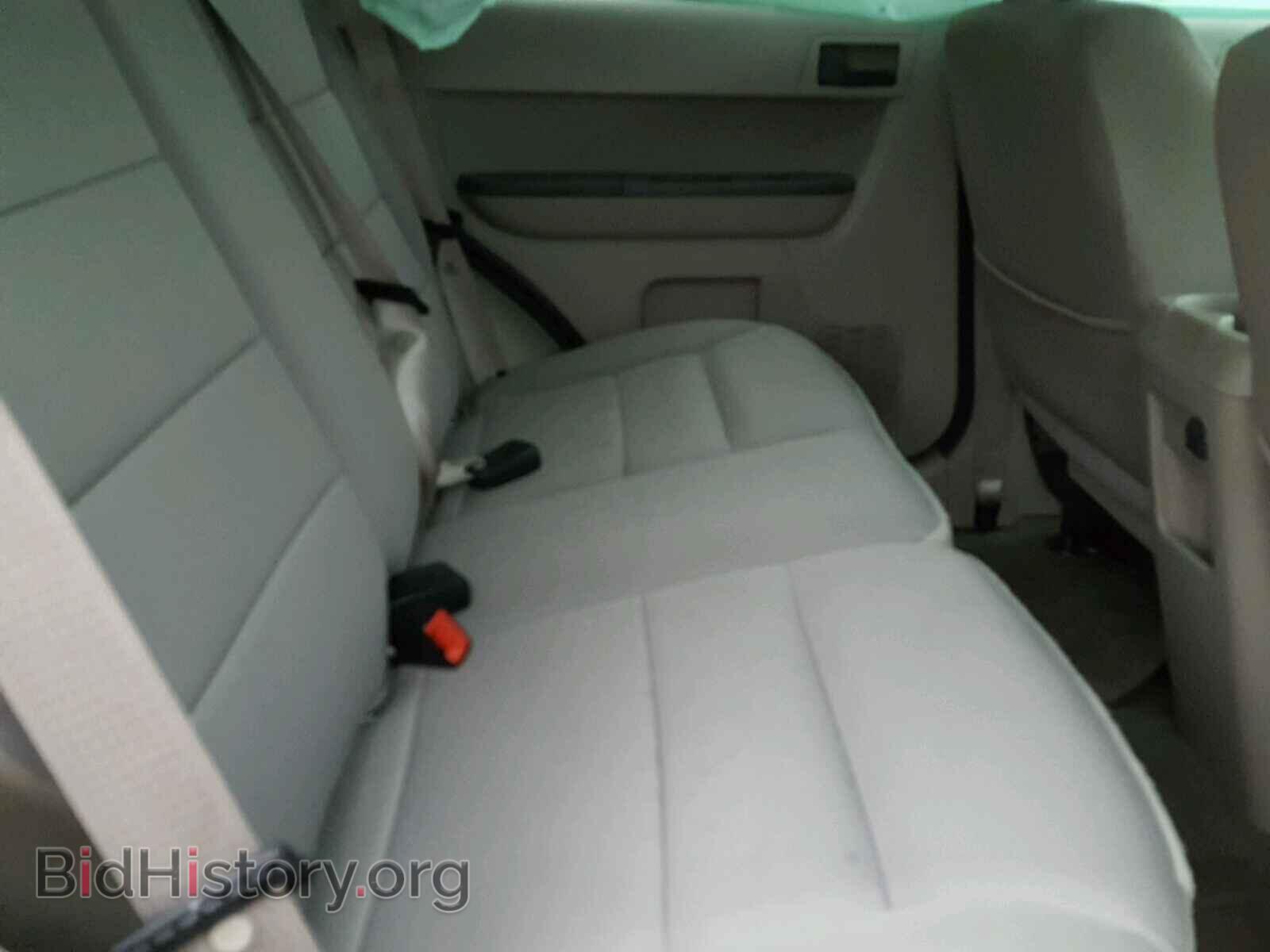 2011 FORD ESCAPE - VIN: 1FMCU0D75BKB82693 - Photo 6