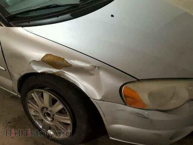 2004 CHRYSLER SEBRING - VIN: 1C3EL65RX4N410079 - Фото 9