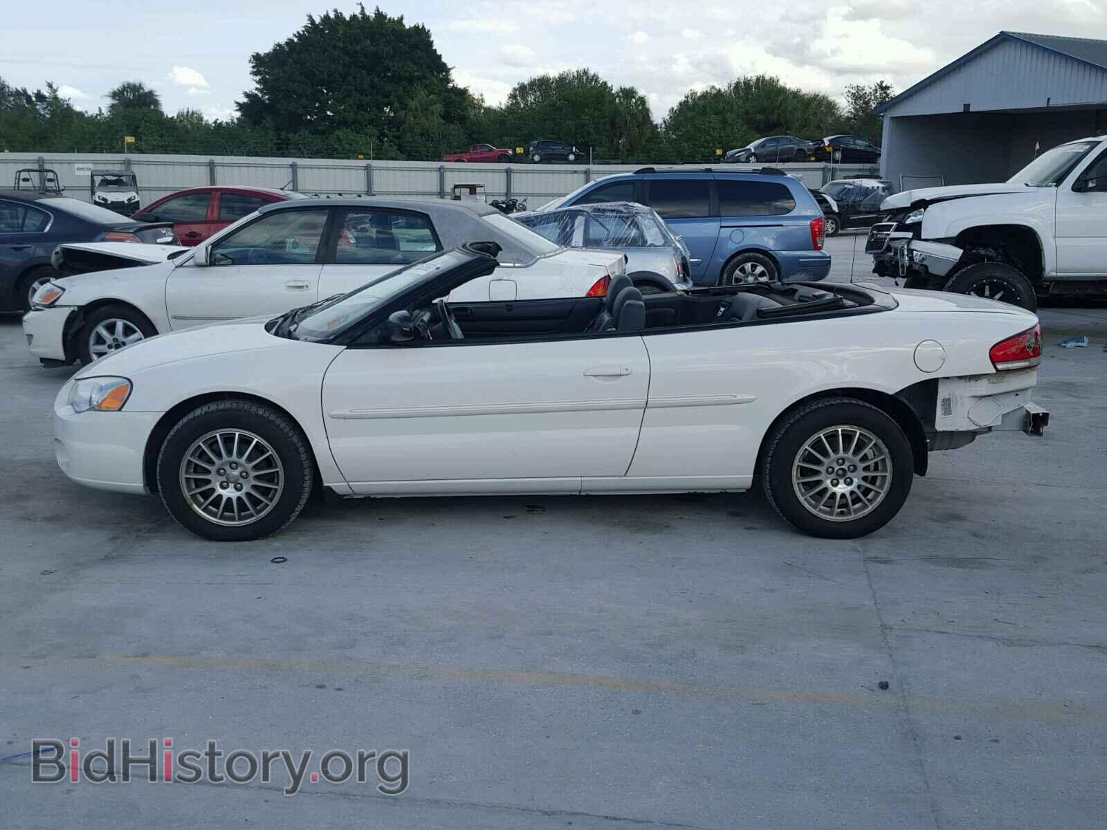 2004 CHRYSLER SEBRING - VIN: 1C3EL55RX4N281366 - Фото 9