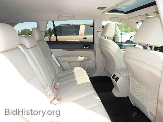 2013 SUBARU OUTBACK - VIN: 4S4BRBKC0D3217209 - Photo 6