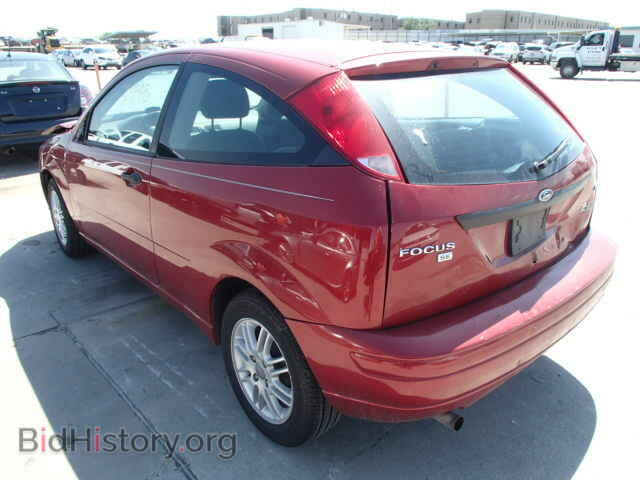 2005 FORD FOCUS - VIN: 3FAFP31NX5R149773 - Фото 3